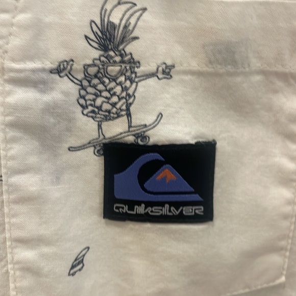 Quicksilver Boys collared, button down shirt - Picture 3 of 5